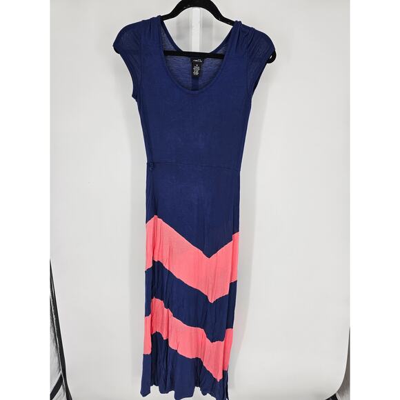 rue21 Women's Blue Pink Short Sleeve Round Neck Rayon Long Maxi Dress Size M - Picture 1 of 4